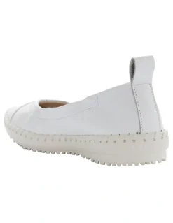 Active Flex Rosalia Flats in White Leather