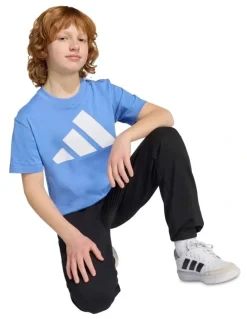 adidas Essentials T-shirt in Blue