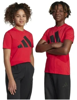 adidas Essentials T-shirt in Red