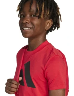 adidas Essentials T-shirt in Red