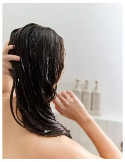 al.ive body Hydrate Hair and Body Shower Trio