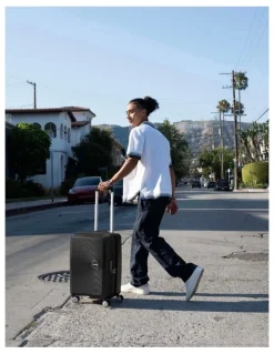 American Tourister Curio 2 55cm Spinner Suitcase In Black