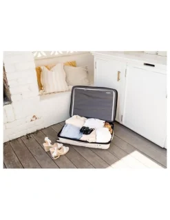 American Tourister Light Max 82cm Spinner Suitcase in Off-White