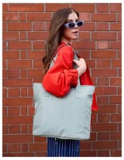 American Tourister Urban Groove Tote in Urban Green