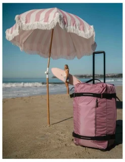 American Tourister Urban Track Large Wheeled Duffle in Lilas Pink