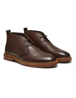 Aquila Ollie Leather Chukka Boots in Brown