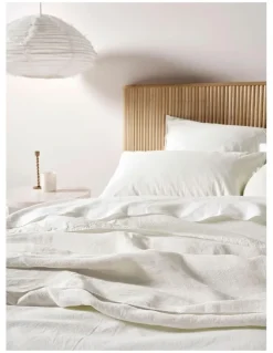 Aura Home Evie Organic Stonewash Bedlinen Collection in White