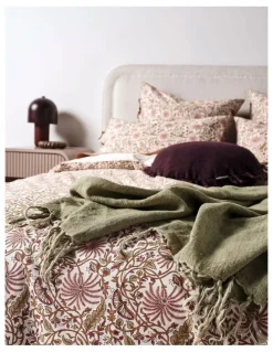 Aura Home Oasis Cushion in Mulberry