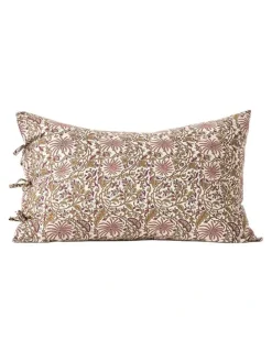Aura Home Oasis Quilt Cover in Mulberry