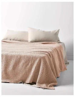 Aura Home Waffle Bed Cover in Pink