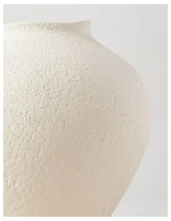 Australian House & Garden Peninsula Textured Ceramic Vase 21cm in Matte White