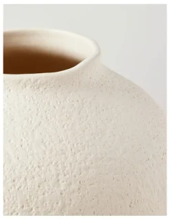 Australian House & Garden Peninsula Textured Ceramic Vase 21cm in Matte White