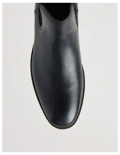 Basque Harvey Leather Chelsea Boot in Cognac