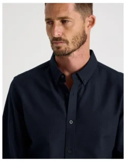 Basque Long Sleeve Oxford Shirt in Navy