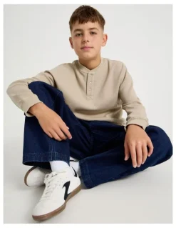 Bauhaus Long Sleeve Waffle Henley Tee in Tan