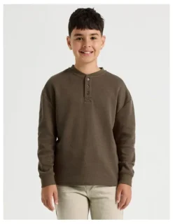 Bauhaus Long Sleeve Waffle Henley Tee in Brown