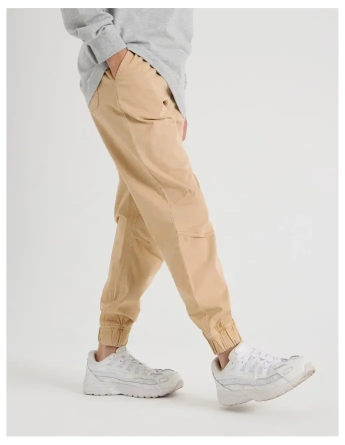 Bauhaus Pull On Chino Pant in Tan