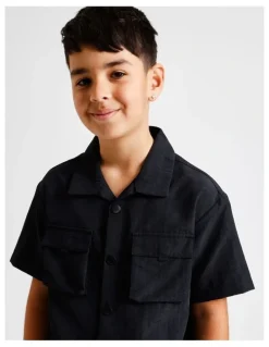 Bauhaus Utility Shirt in Black