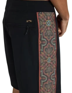 Billabong Dbah Pro 19 Boardshorts In Black