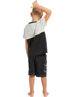 Billabong Throw On Boardshorts in Black