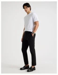 Blaq Ankle Pant in Black