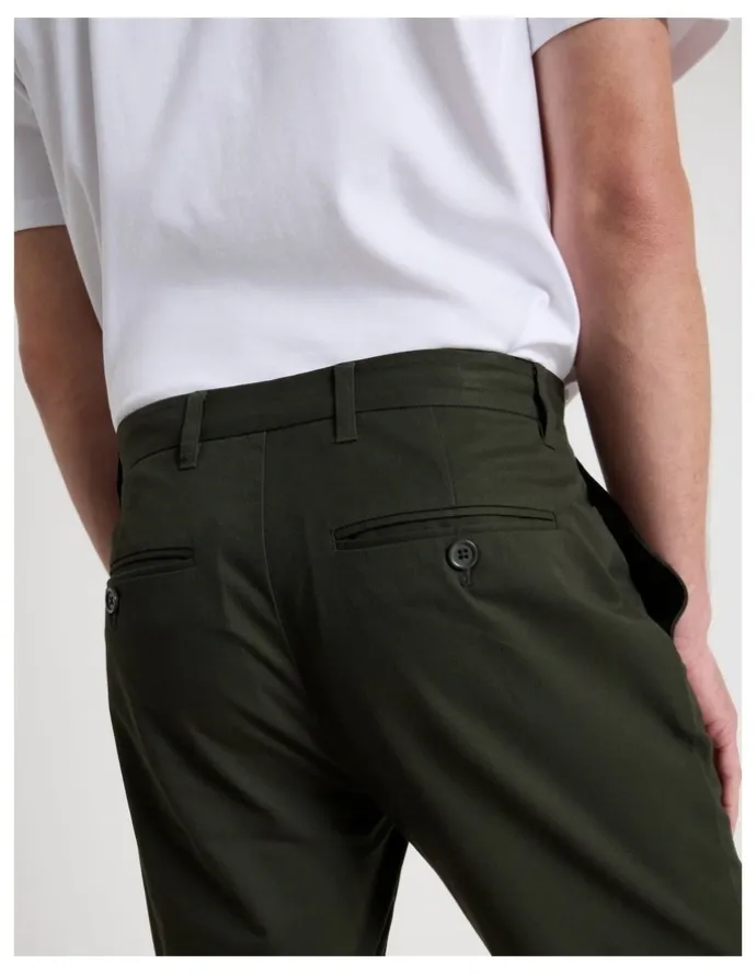 Blaq Ankle Pant in Khaki