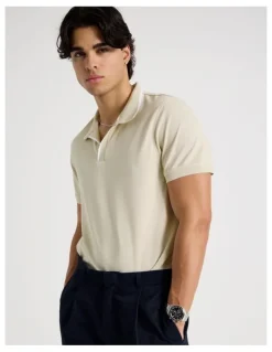 Blaq Contrast Tipping Open Collar Short Sleeve Polo in Sand