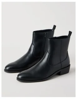 Blaq Jasper Cuban Heel Boot in Black