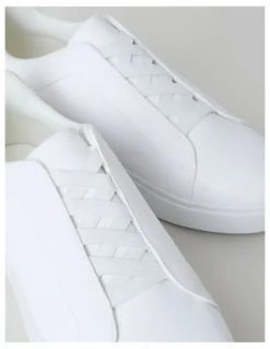 Blaq Knox Elastic Sneaker in White