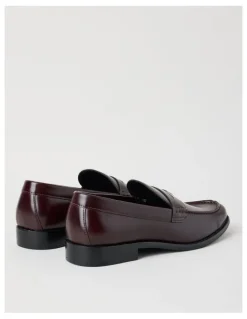 Blaq Logan Crinkle Toe Loafer in Dark Cherry