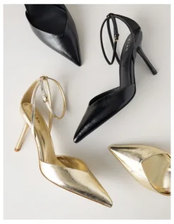 Blaq Mila Heeled Shoes in Gold
