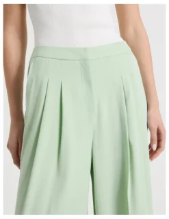 Blaq Satin Pleat Front Wide Leg Pant in Mint