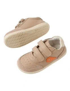 Bobux Iwalk Champ Shoes In Taupe
