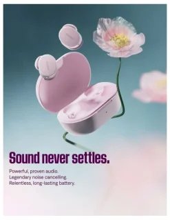 BOSE® Quiet Comfort Earbuds 888507-0600 in Petal Pink