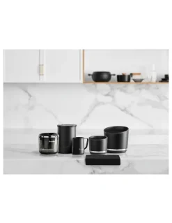 Breville The Knock Box 10 in Black Truffle BEA501BTR0ZAN1