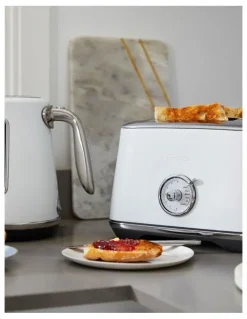 Breville The Toast Select Luxe 2 Slice Toaster in White