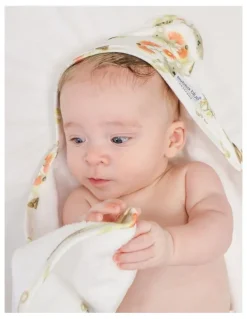 Bubba Blue Aussie Animals Hooded Towel in Oatmeal