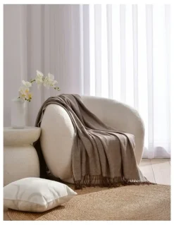 Cadence & Co. Huxley Herringbone Throw 130x180cm in Toffee