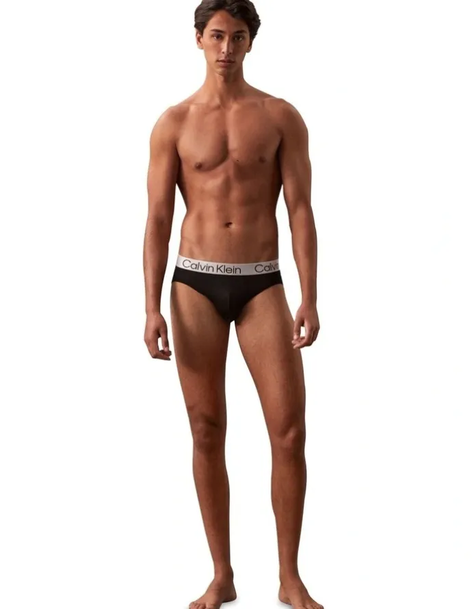 Calvin Klein Chromatic Briefs 3 Pack in Black