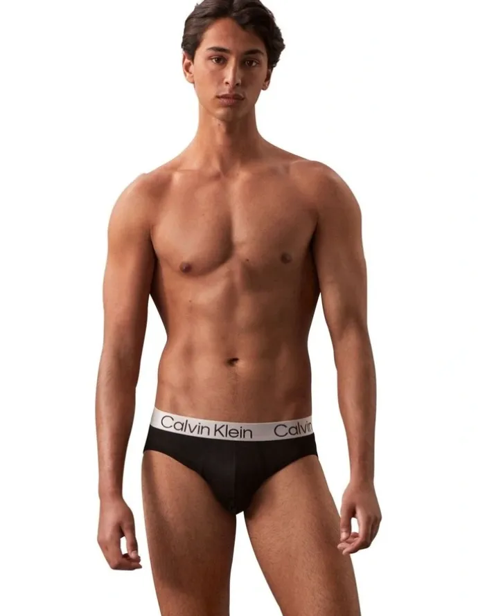 Calvin Klein Chromatic Briefs 3 Pack in Black