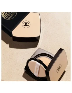 CHANEL LES BEIGES Healthy Glow Gel Touch Foundation