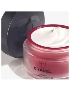 CHANEL N°1 DE CHANEL RED CAMELLIA CREAM Plumps - Smooths - Protects