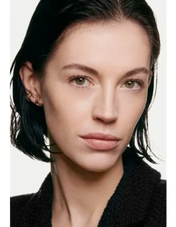 CHANEL SUBLIMAGE L'ESSENCE DE TEINT Ultimate Radiance-Generating Serum Foundation