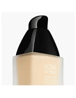 CHANEL ULTRA LE TEINT FLUIDE Ultrawear All-Day Comfort Flawless Finish Foundation