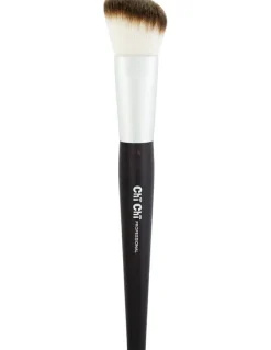 Chi Chi Angled Blush Brush 126