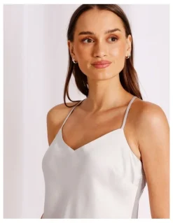 Chloe & Lola Premium Viscose Sain Chemise in Oyster
