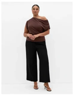 City Chic Plus Size Imani Off Shoulder Top in chocolate