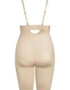 City Chic Plus Size Smooth Plunge Bodyshaper in Latte