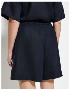 Commonry Lucie Short in Navy