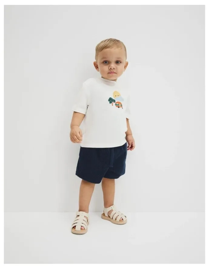 Country Road Caravan Applique T-shirt in Marshmallow